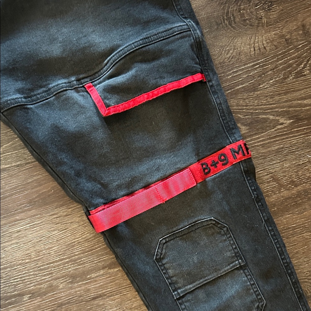 Vintage Charcoal and Scarlet Cargo Pants - Picture 4 of 15